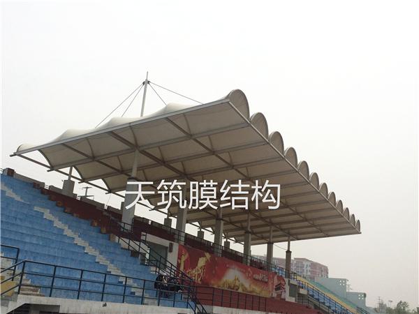 黃河水利學(xué)院看臺(tái)雨棚