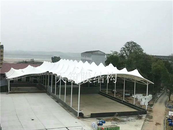 駐馬店門(mén)球場(chǎng)膜結(jié)構(gòu)雨